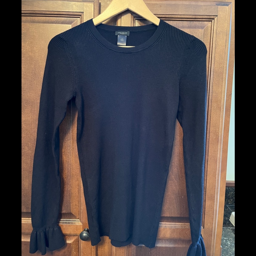 Ann Taylor Factory Ribbed Knit Sweater w/ Ruffled Cuffs, Black, Small. New!